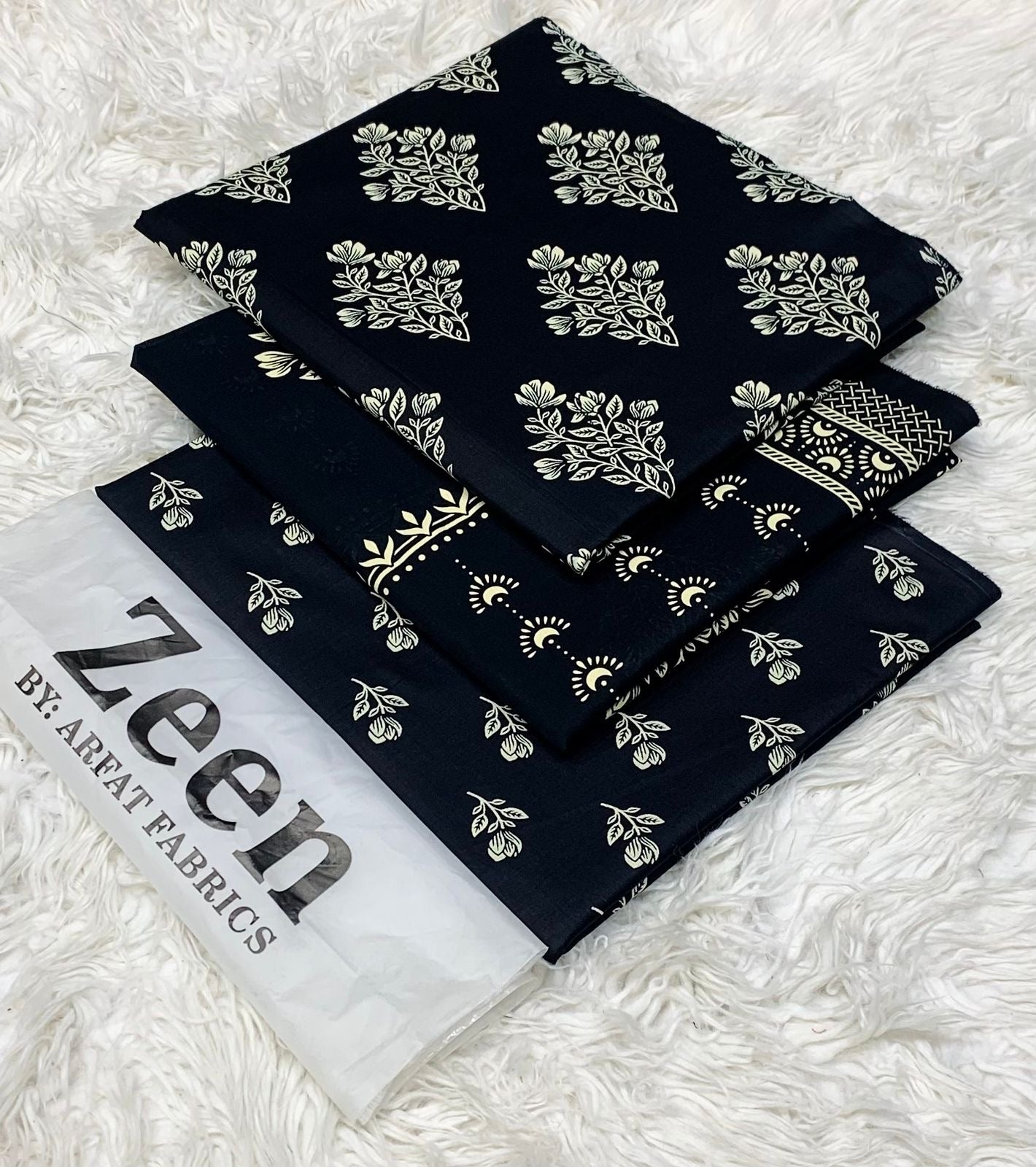 Zeen unstitched lawn 3 pc