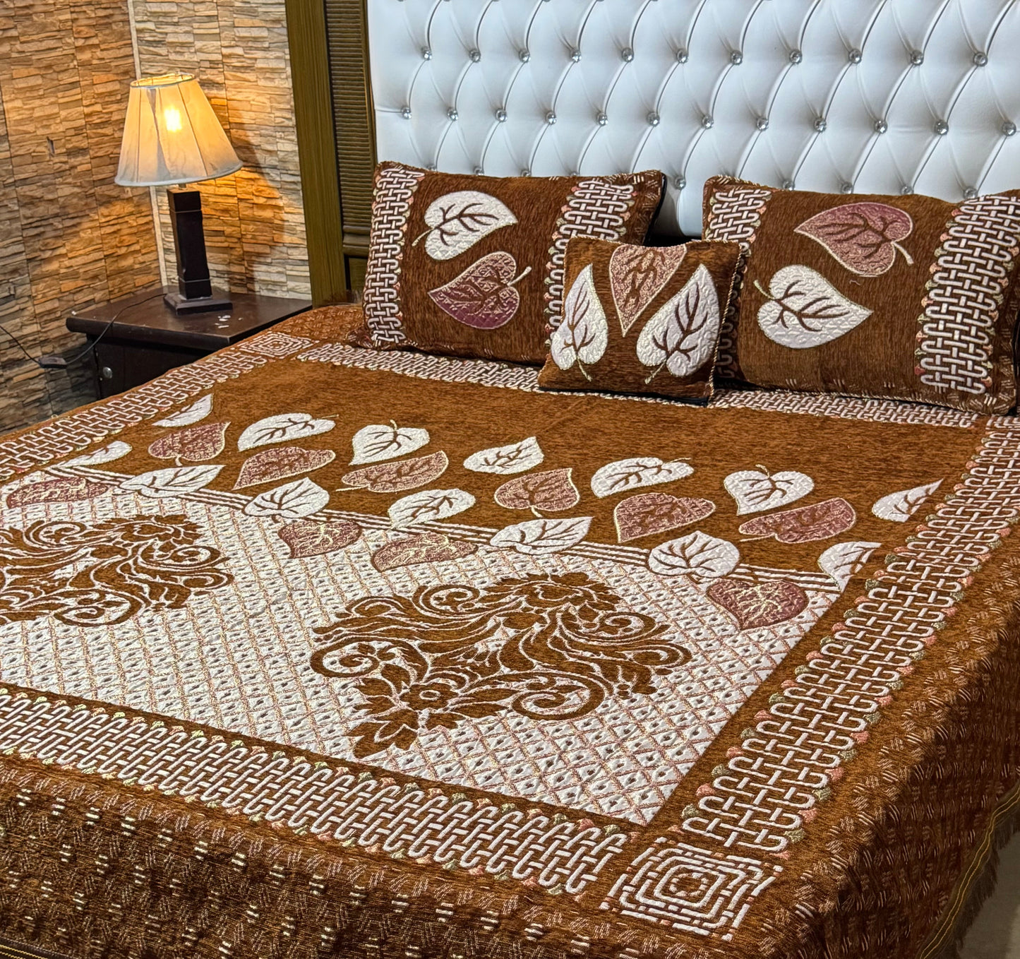 4 pc velvet jacquard bedsheet