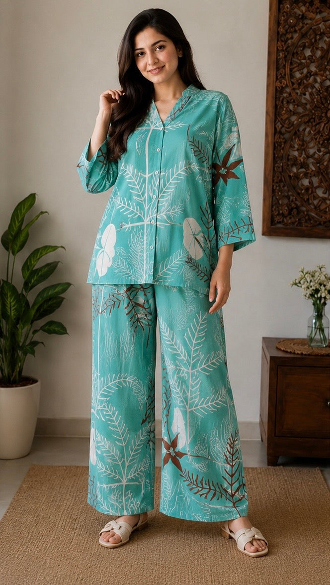 Premium Women’s track suit standard size