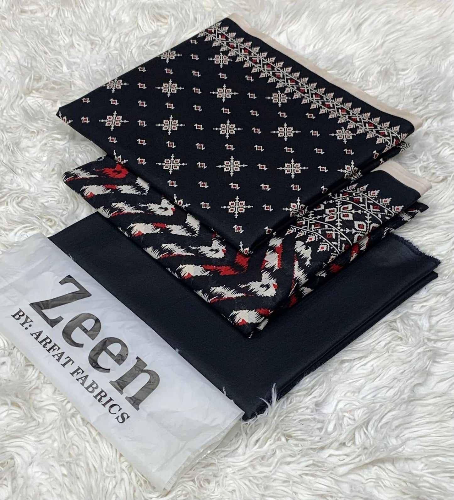 Zeen unstitched lawn 3 pc