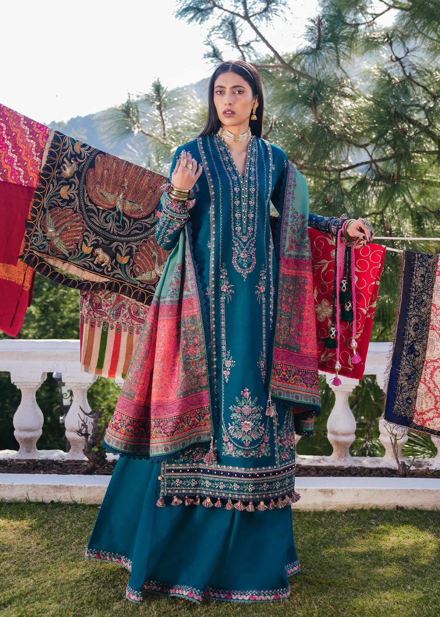 Summer Bloom β Embroidered Lawn