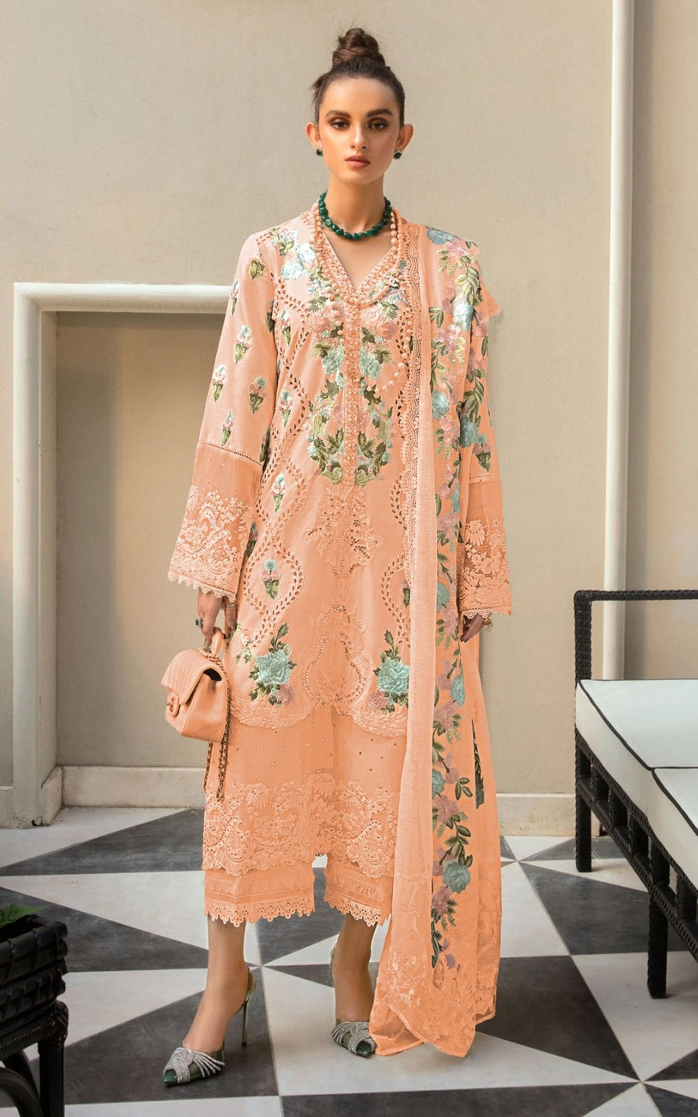 Summer Bloom β Embroidered Lawn