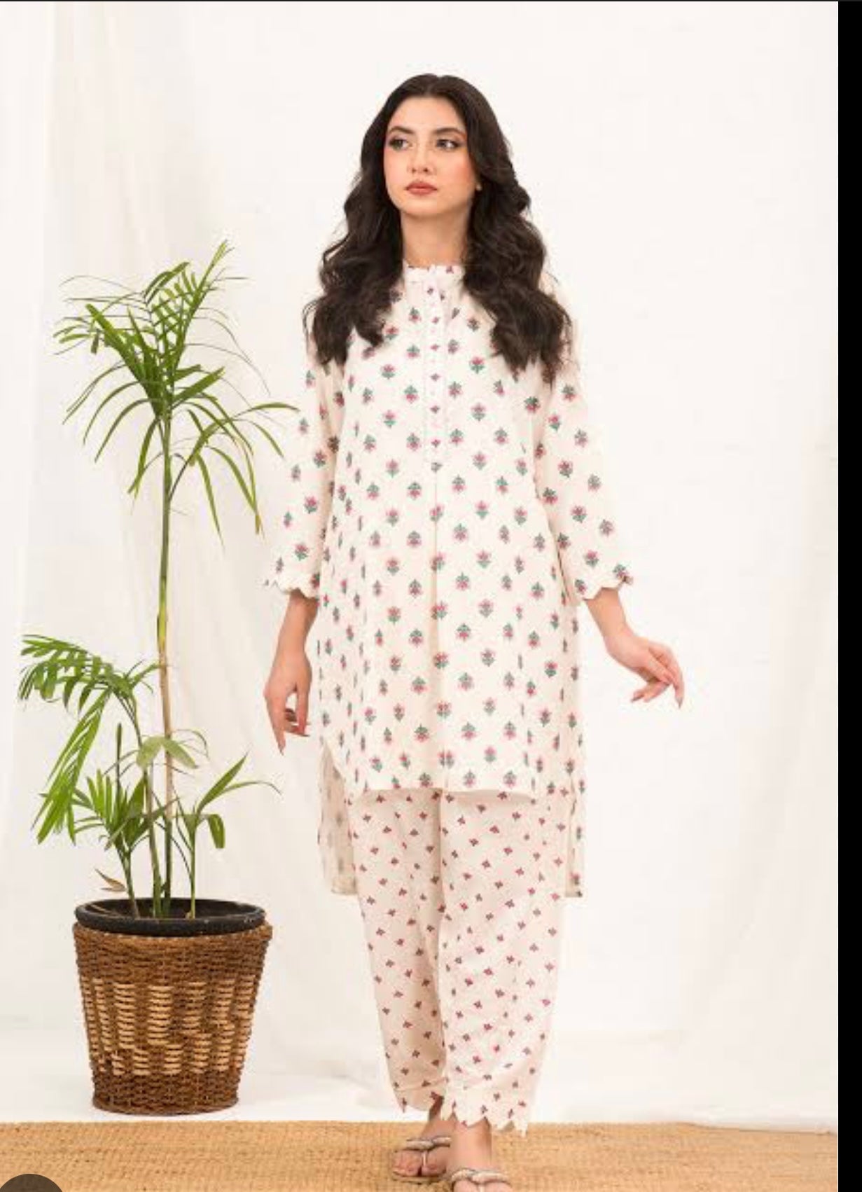 Luxury Lawn – 2PC Collection