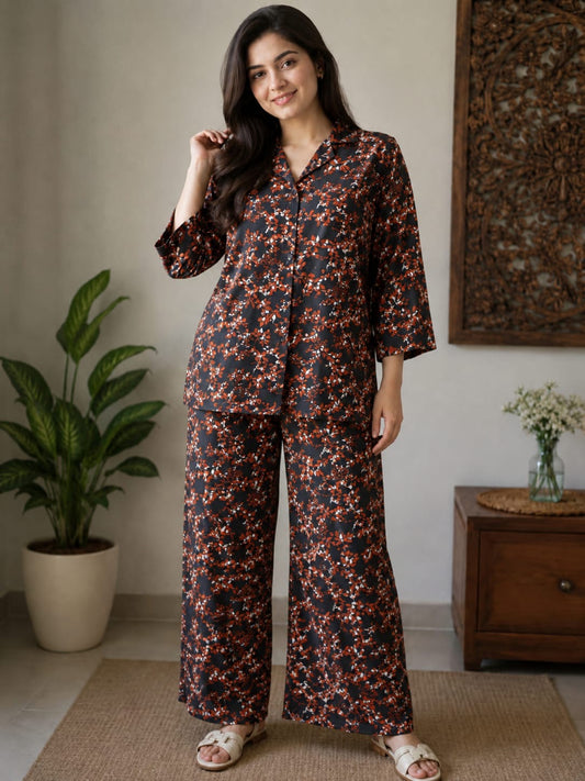 Premium  Women’s track suit standard size