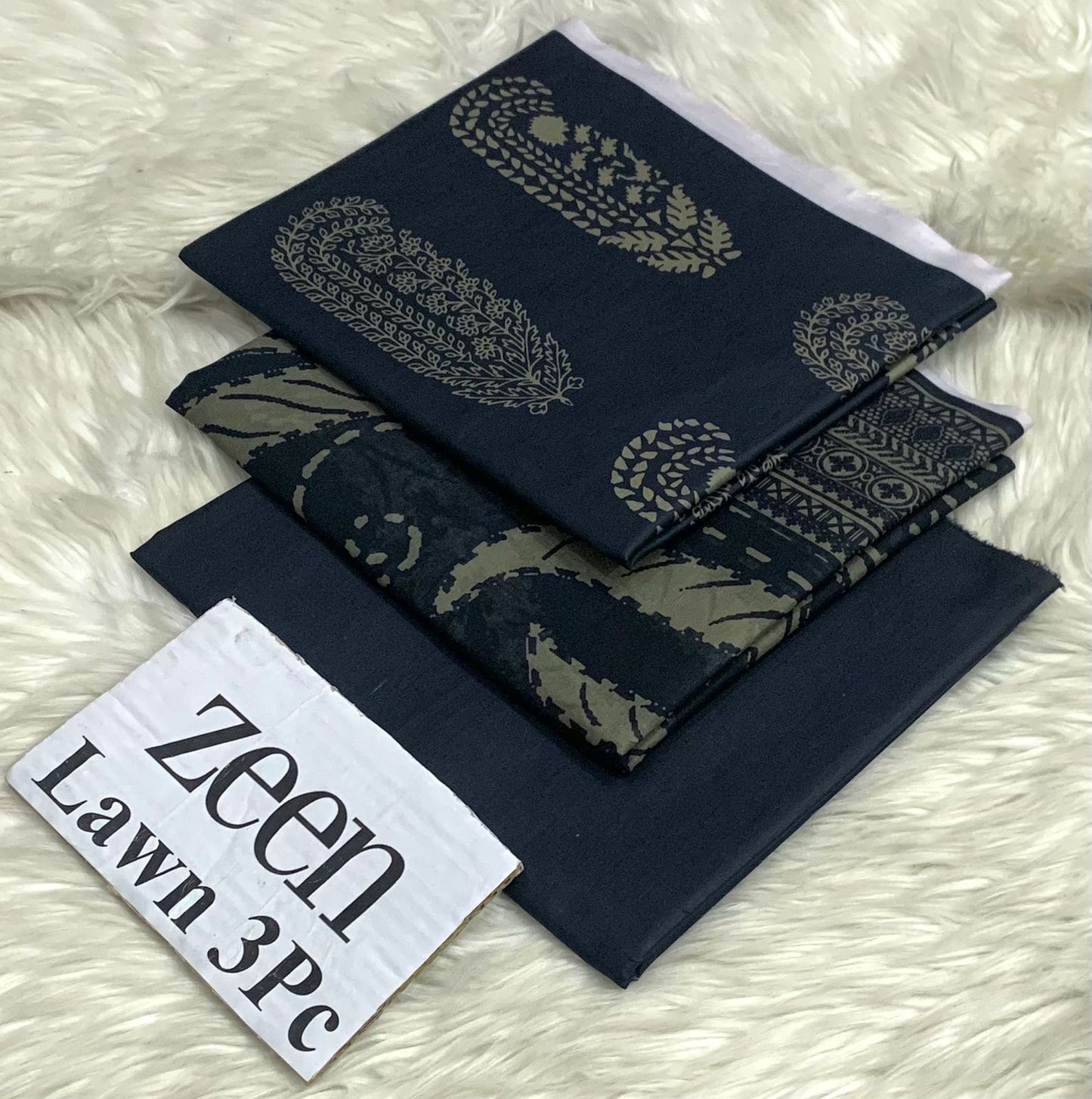 Zeen  unstitched lawn 3 pc