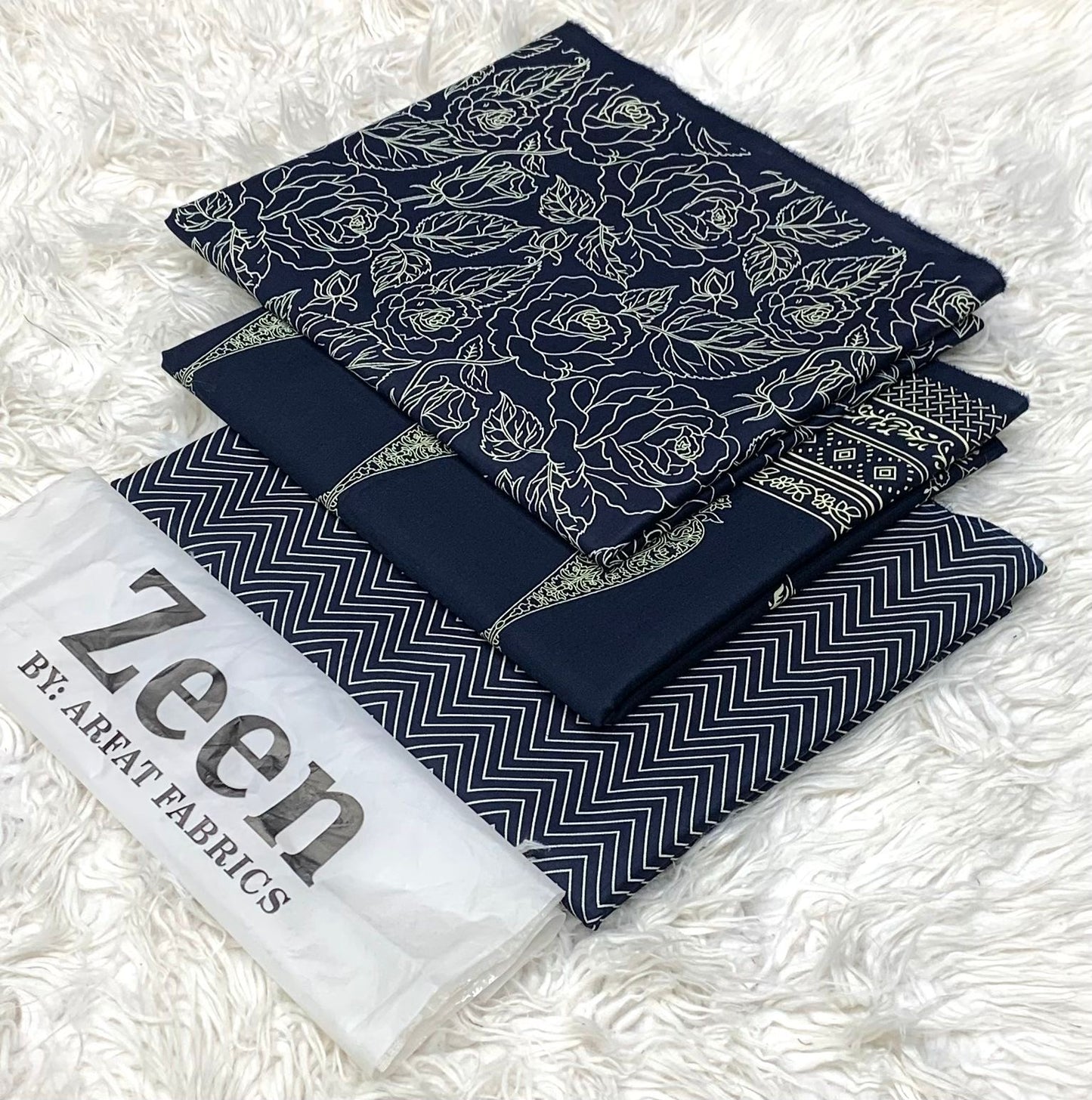 Zeen  unstitched lawn 3 pc