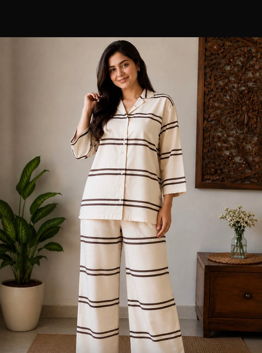 Premium  Women’s track suit standard size