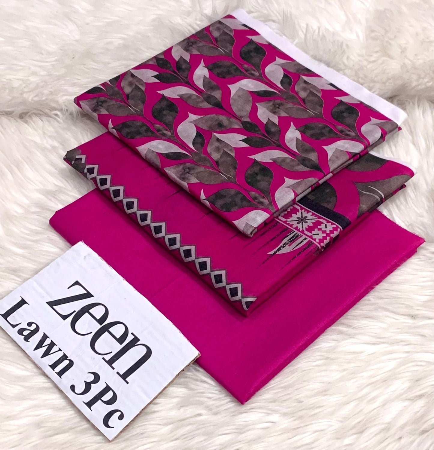 Zeen  unstitched lawn 3 pc