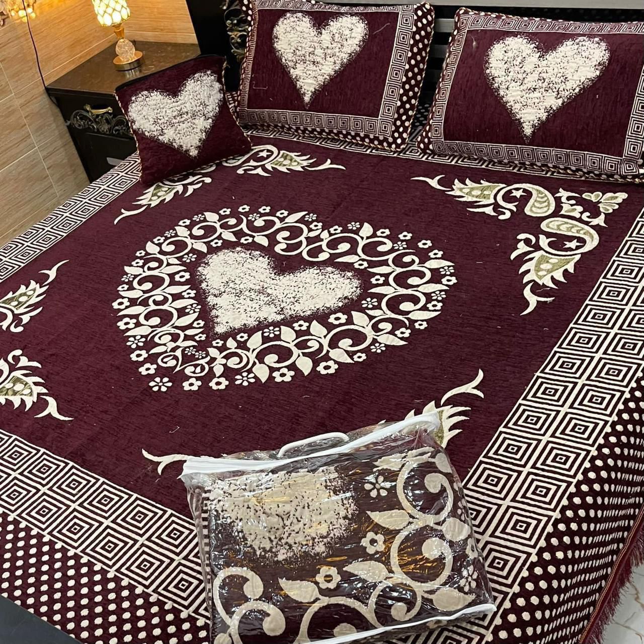 4 pc velvet jacquard bedsheet